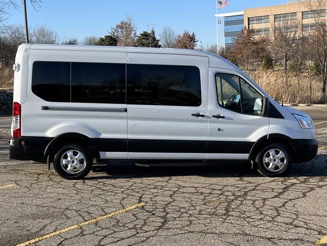 Used 2019 Ford Transit 350 XLT image 6