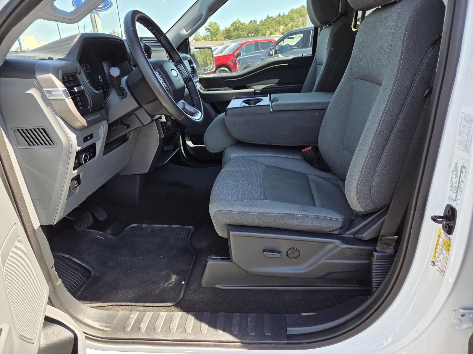 Used 2025 Ford F150 XLT w/ Equipment Group 301A Standard AWD/4WD image 10