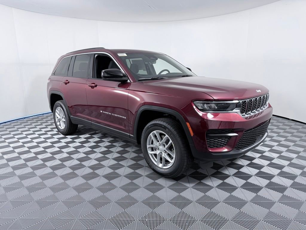 New 2025 Jeep Grand Cherokee Laredo X image 2