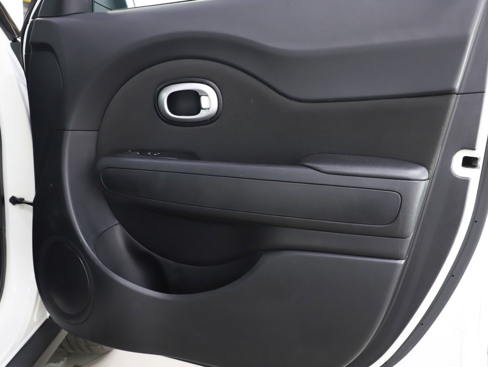 Used 2017 Kia Soul FWD image 9