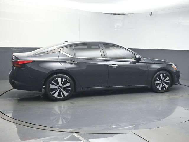 Used 2022 Nissan Altima 2.5 SV image 8
