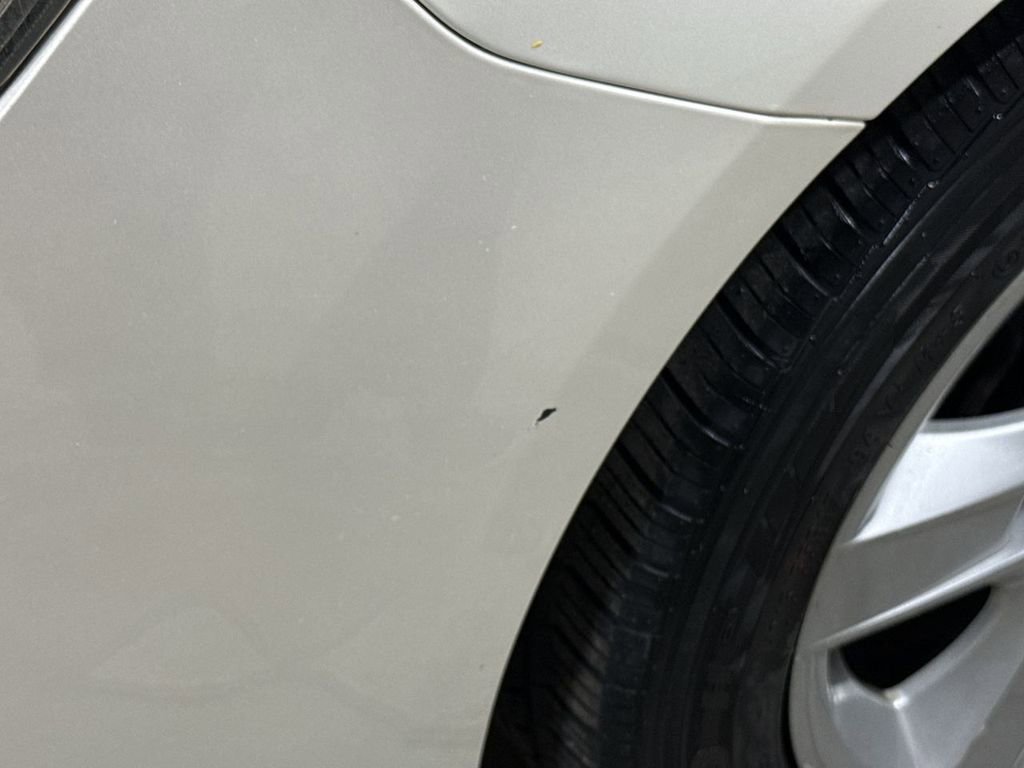 Used 2011 Chevrolet Malibu LT image 43