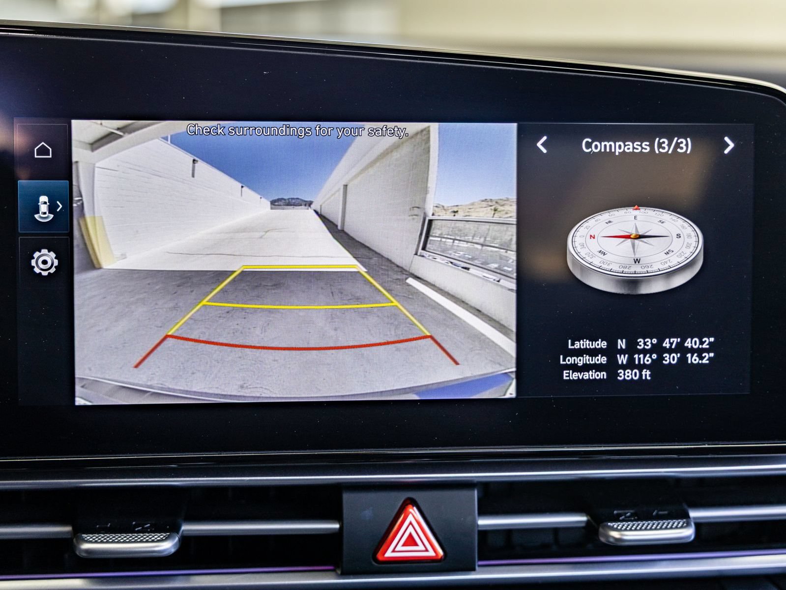 Used 2025 Hyundai Elantra SEL FWD image 18