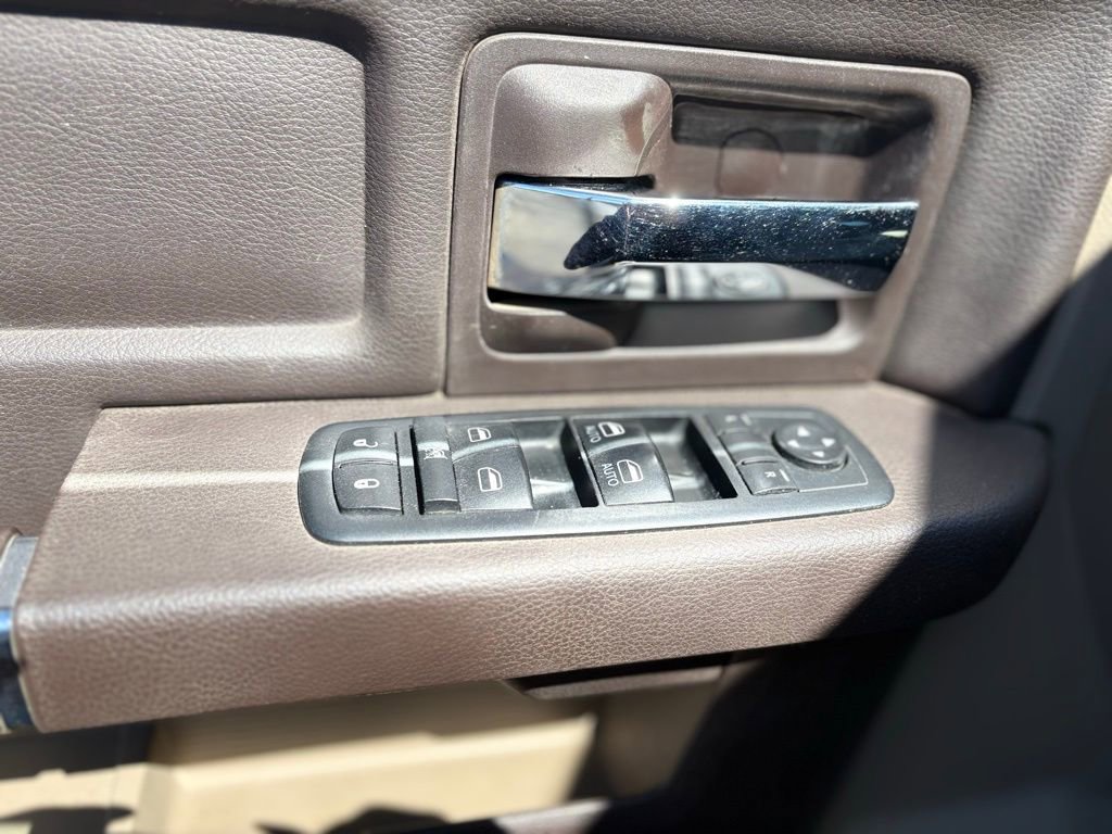 Used 2012 RAM 3500 SLT w/ Luxury Group AWD/4WD image 13