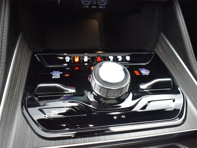 New 2023 Jeep Wagoneer L Series III w/ Premium Group I image 37