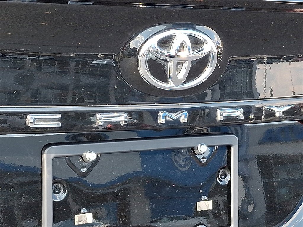 Used 2023 Toyota Camry XSE image 30