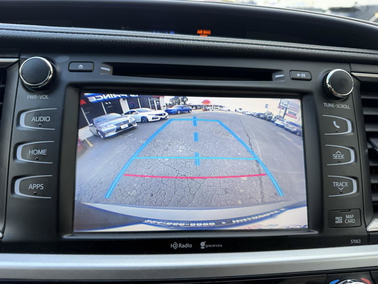 Used 2014 Toyota Highlander XLE AWD/4WD image 26