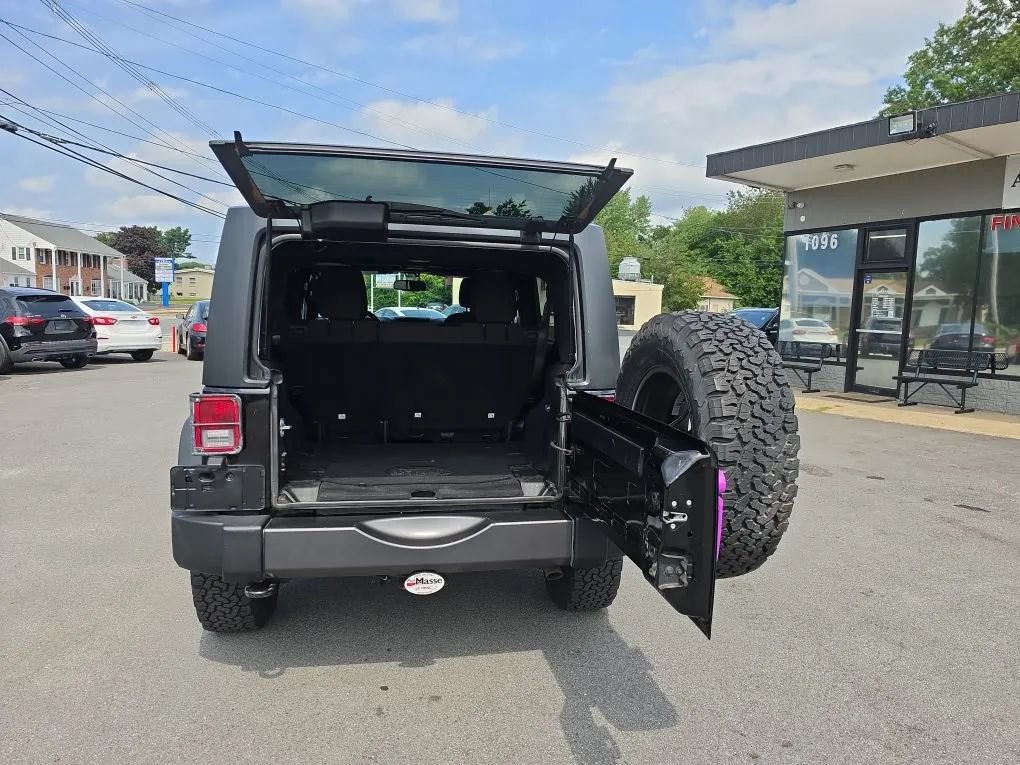 Used 2017 Jeep Wrangler Unlimited Sport AWD/4WD image 13