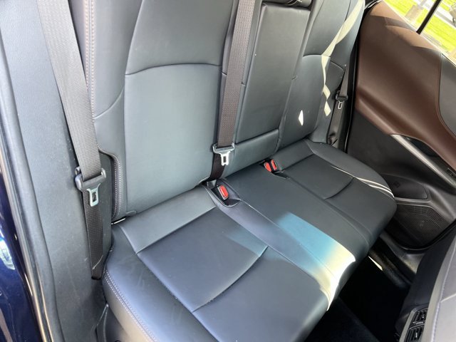 Used 2022 Toyota Venza XLE AWD/4WD image 27