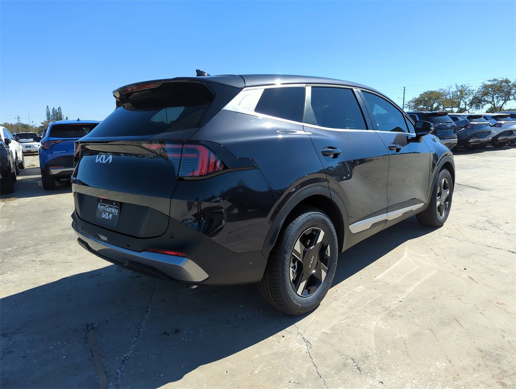New 2026 Kia Sportage LX image 8