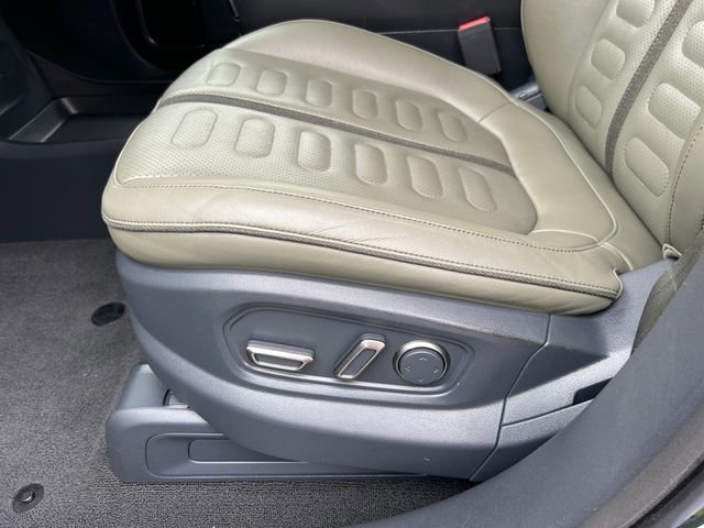 Used 2022 Rivian R1T Adventure AWD/4WD image 22