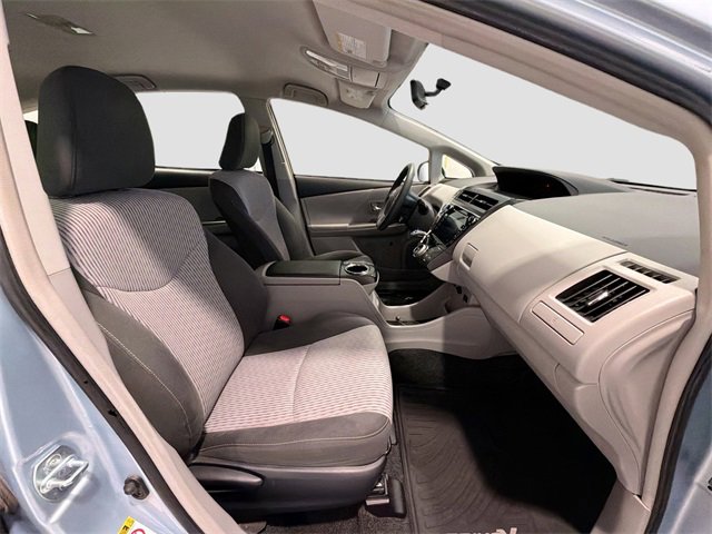 Certified 2015 Toyota Prius V Five image 23