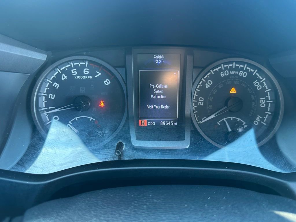 Used 2019 Toyota Tacoma 2WD Double Cab image 31