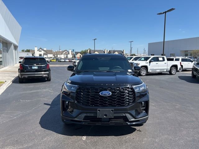 Used 2025 Ford Explorer ST-Line w/ Premium Package image 3