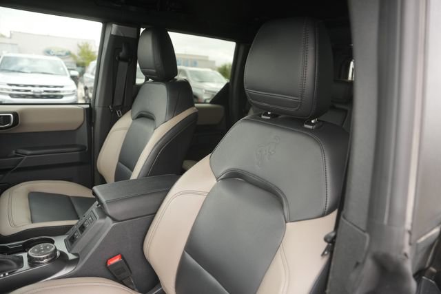 Used 2024 Ford Bronco Wildtrak image 10