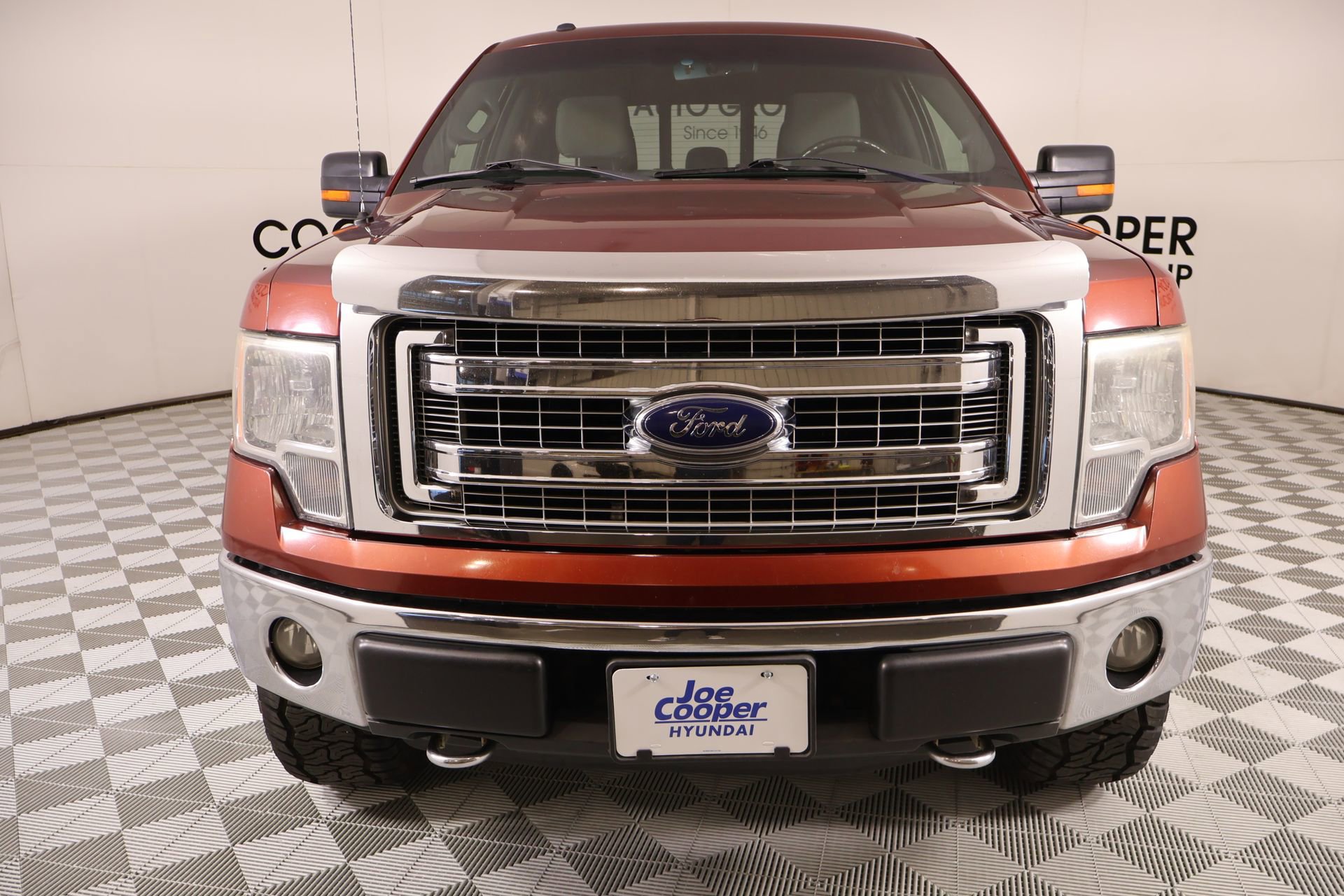 Used 2014 Ford F150 XLT w/ Equipment Group 302A Luxury AWD/4WD image 8