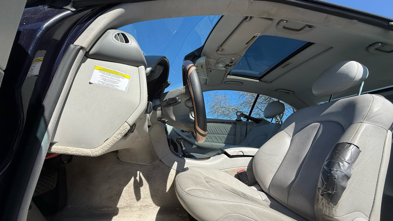 Used 2005 Mercedes-Benz CLK 500 Coupe image 10