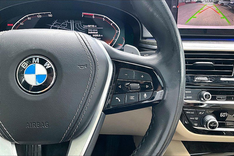 Used 2023 BMW 530i image 17