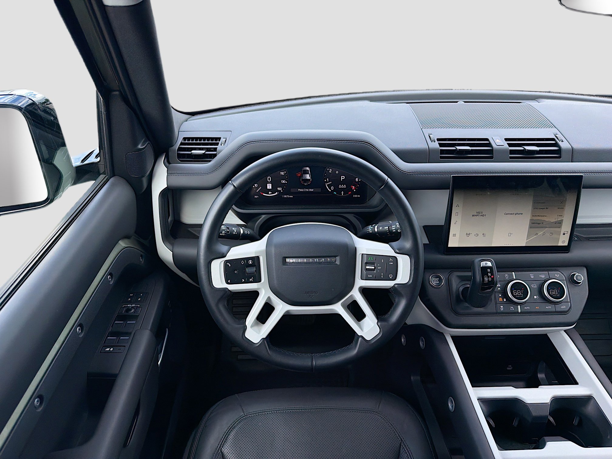 Used 2025 Land Rover Defender 110 S image 17