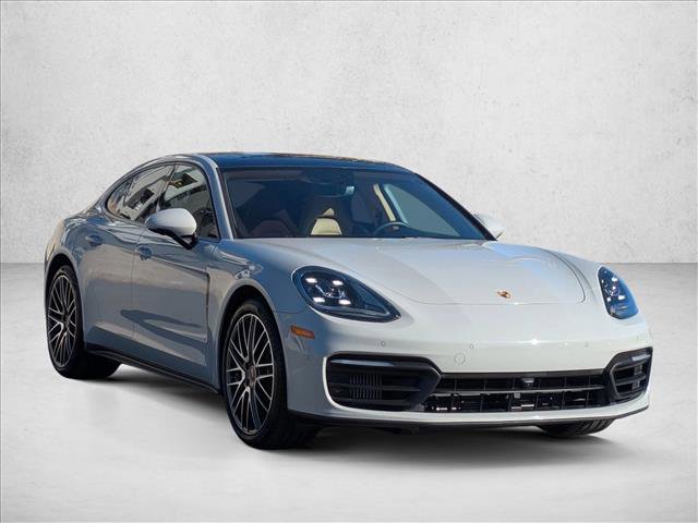 Used 2022 Porsche Panamera image 3
