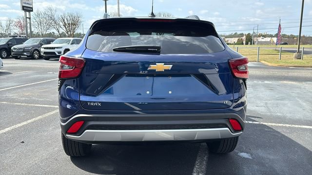 Used 2024 Chevrolet Trax LT image 6