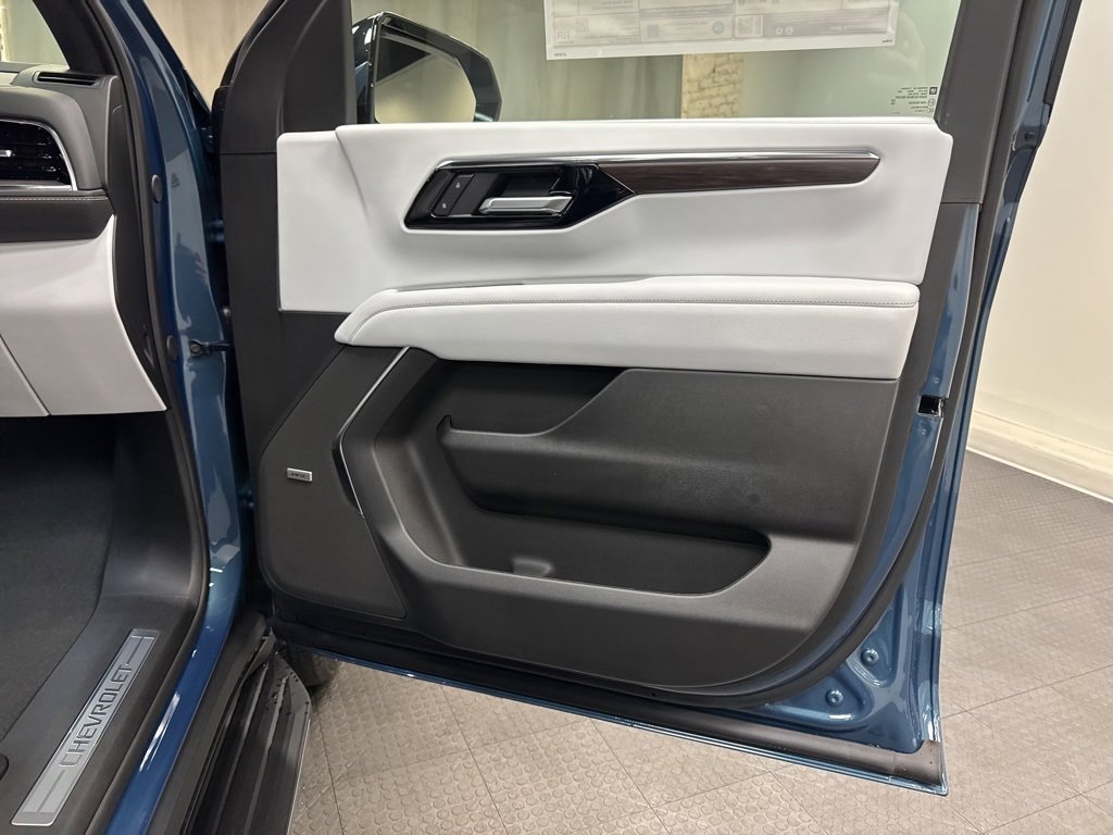 New 2026 Chevrolet Tahoe Premier w/ Sun And Tow Package image 19