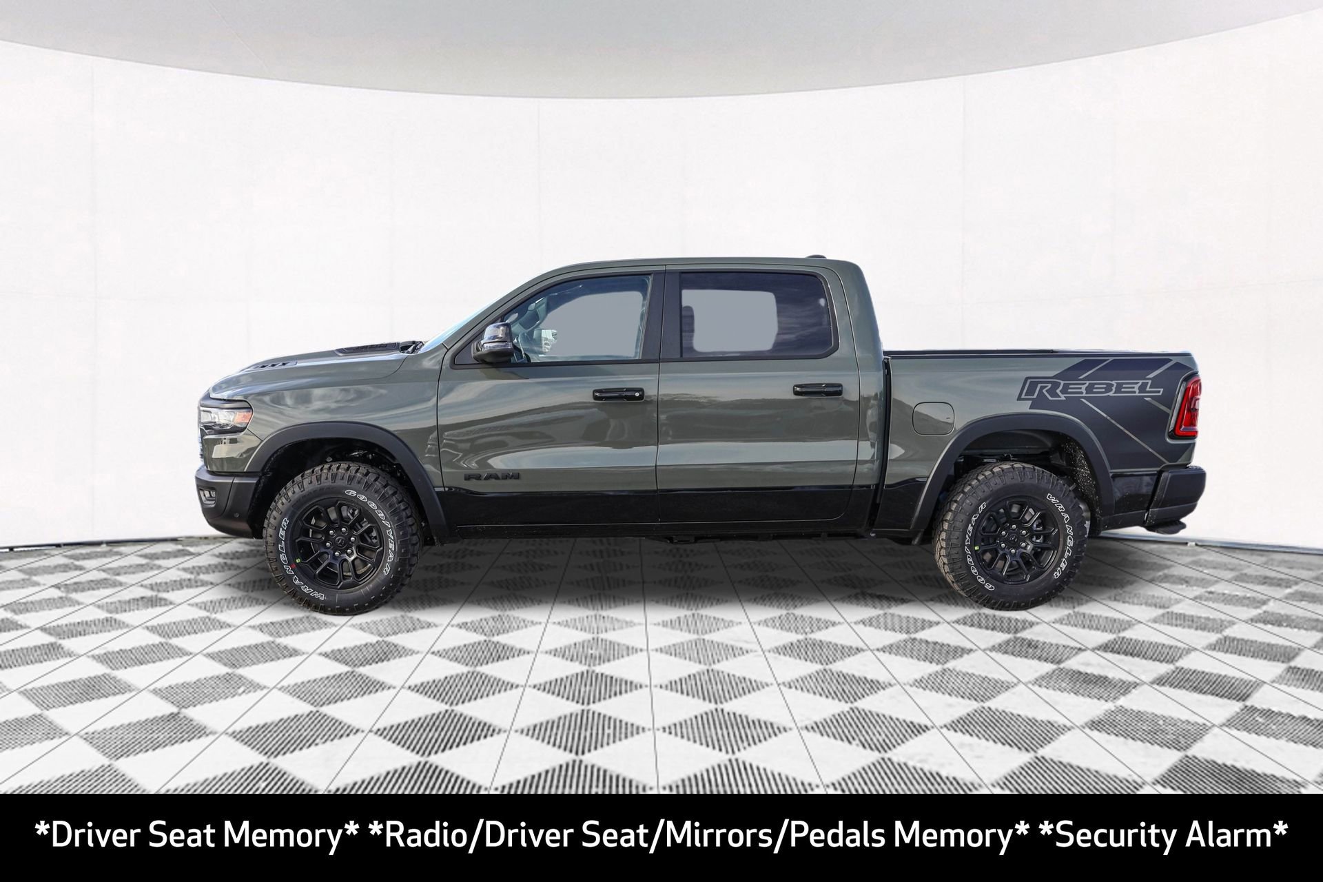 New 2026 RAM 1500 Rebel image 9