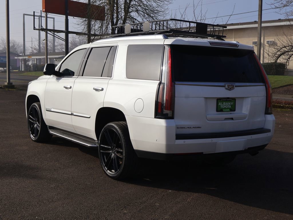 Used 2019 Cadillac Escalade 4WD w/ LPO, Radiant Package image 4