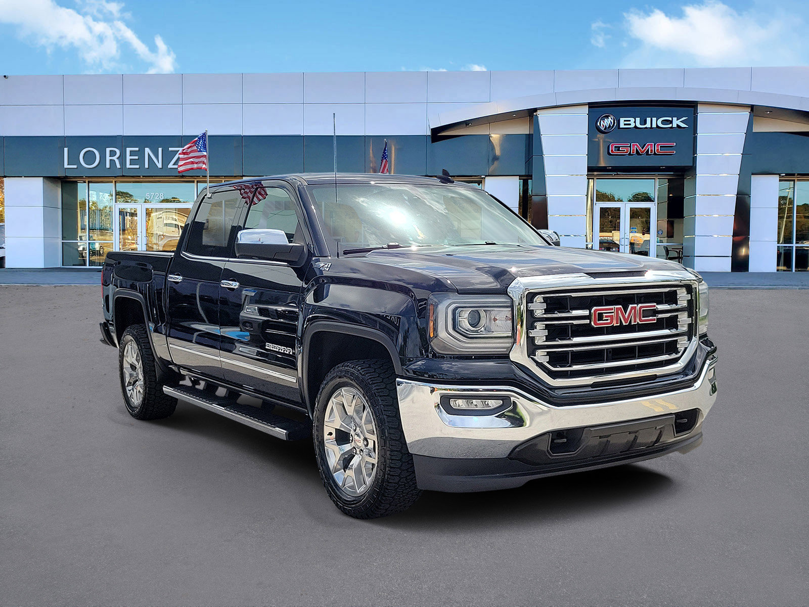 Used 2018 GMC Sierra 1500 SLT w/ SLT Premium Package image 3