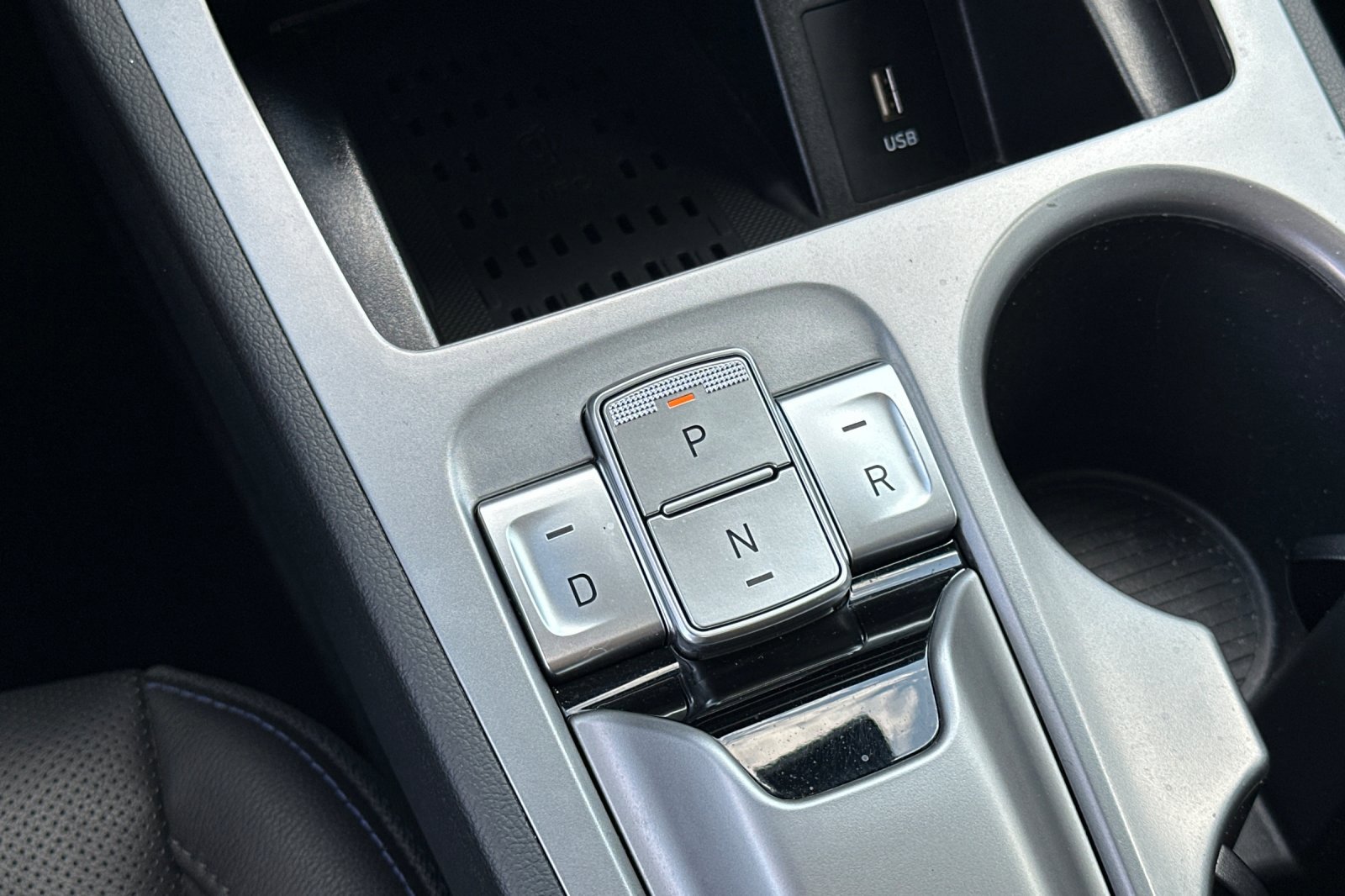 Used 2023 Hyundai Kona Limited w/ Cargo Package image 22