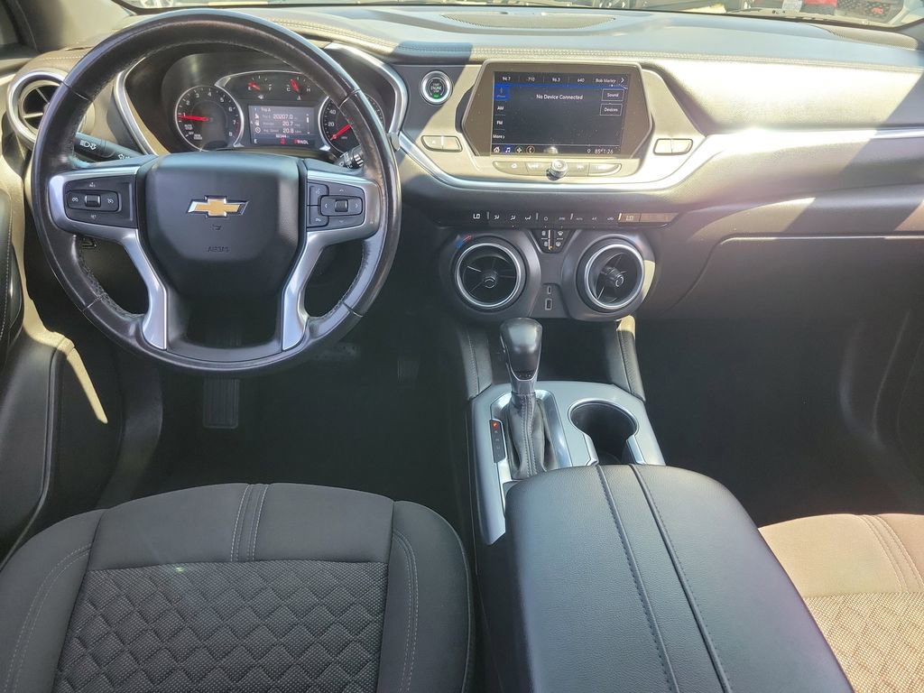 Used 2020 Chevrolet Blazer LT image 9