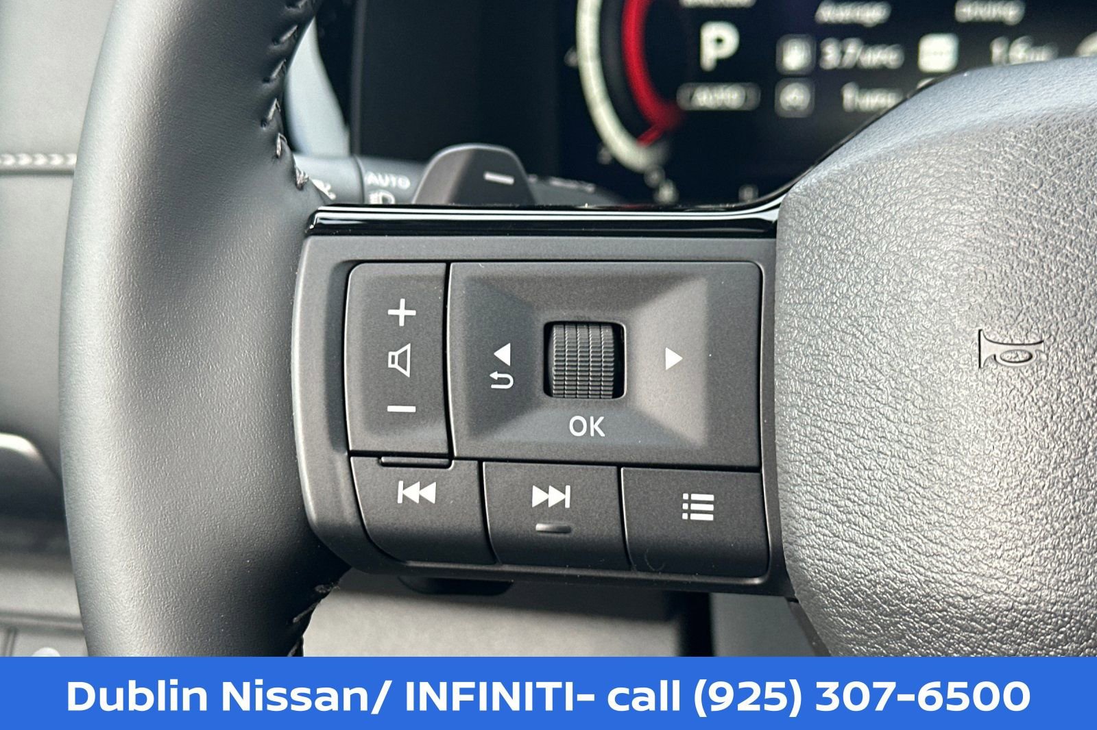 New 2026 Nissan Pathfinder SL w/ SL Premium Package AWD/4WD image 28