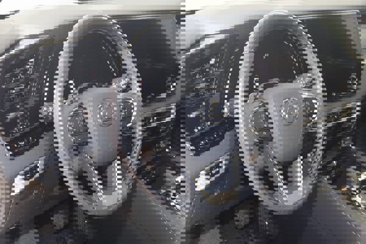 Used 2024 Lexus RX 350 Premium image 6