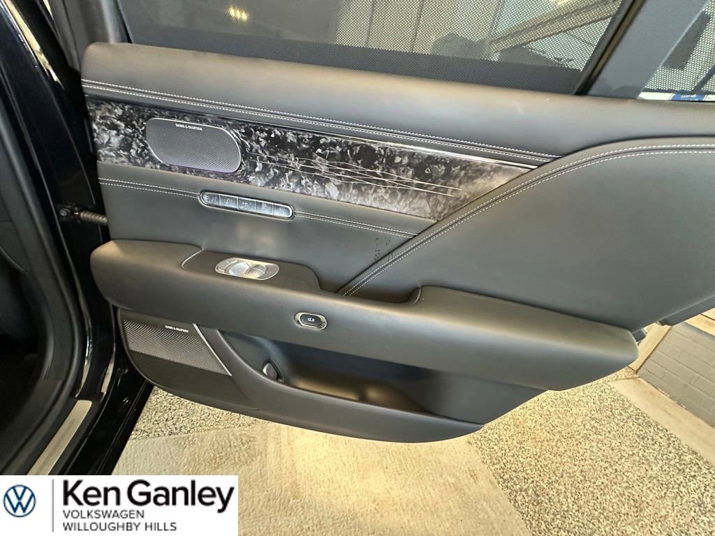 Used 2024 Genesis G90 3.5T AWD/4WD image 23