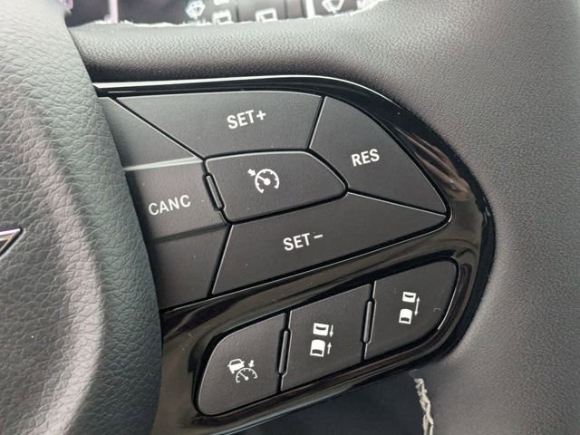 New 2026 Chrysler Pacifica Select w/ S Appearance Package image 16