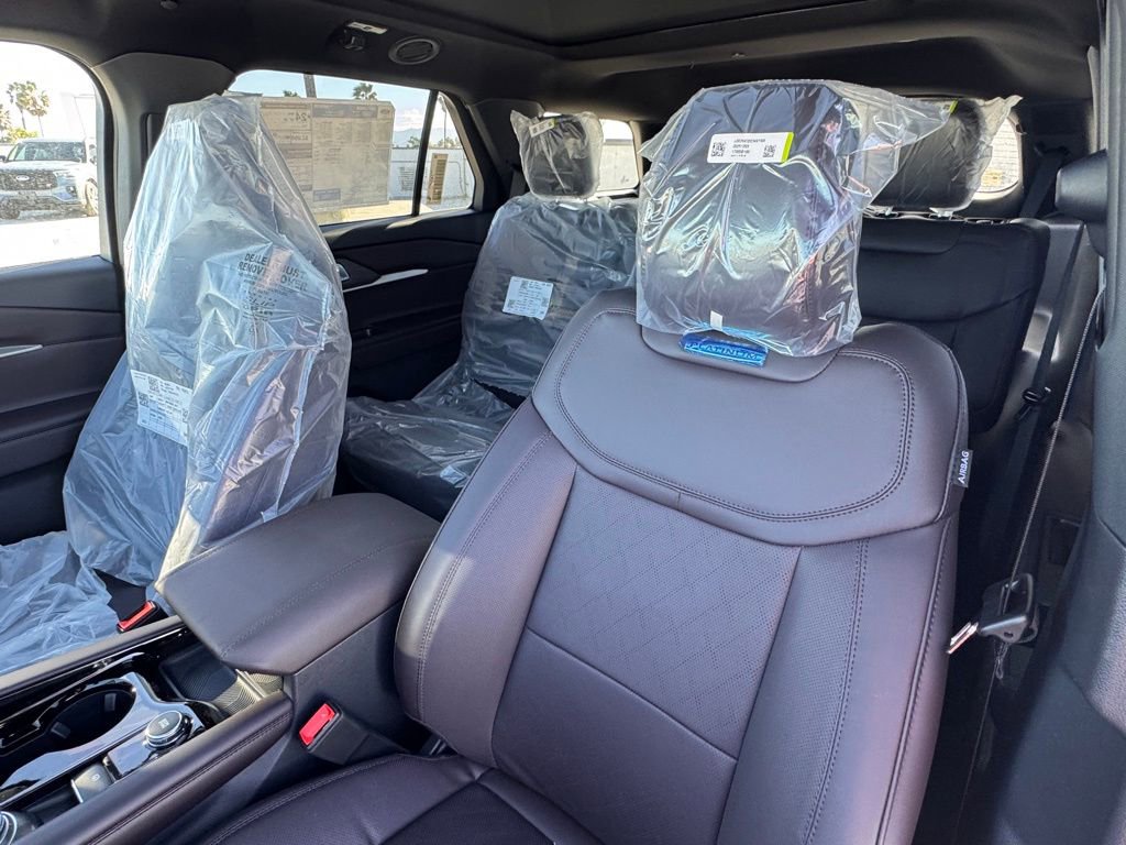 New 2026 Ford Explorer Platinum image 20