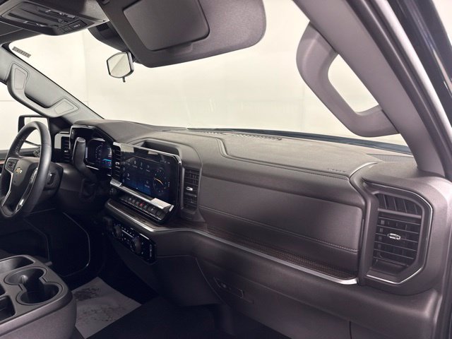 Used 2026 Chevrolet Silverado 1500 LT AWD/4WD image 33