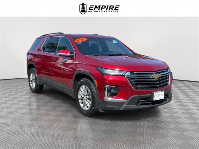 Used 2023 Chevrolet Traverse LT
