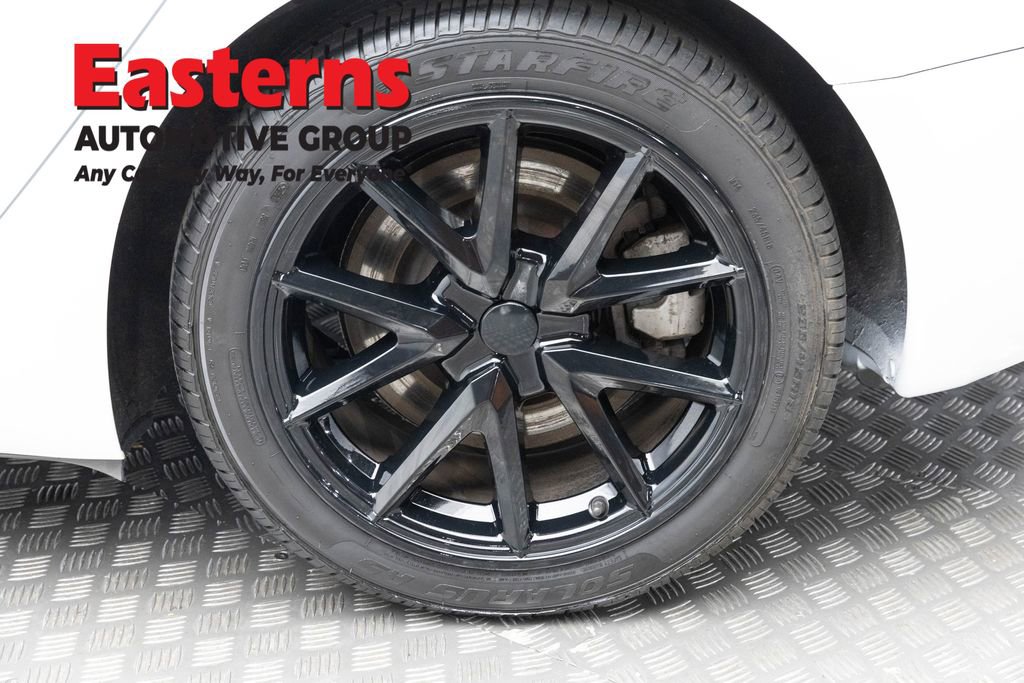 Used 2023 Tesla Model 3 Standard Range RWD image 8