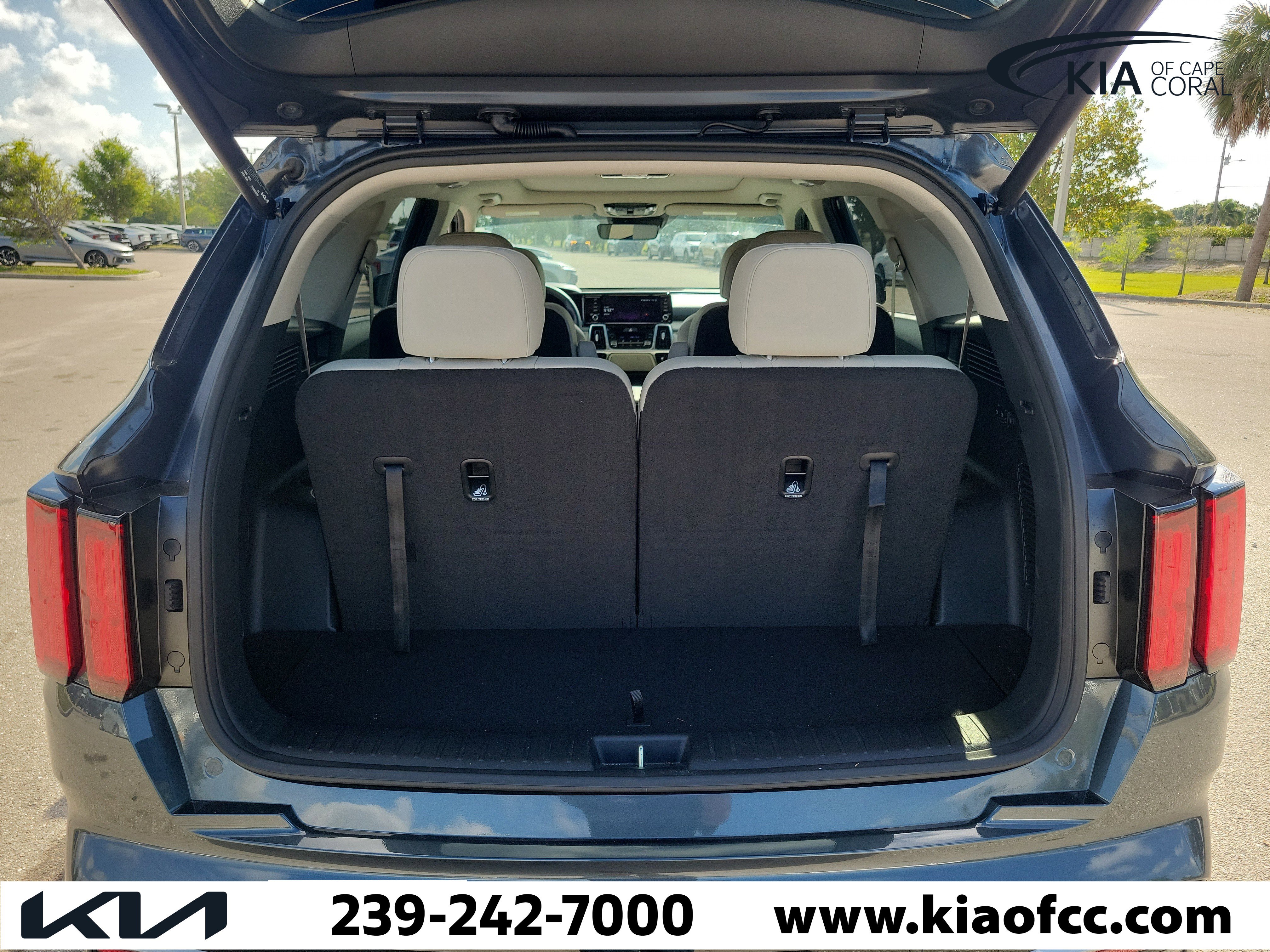 Certified 2023 Kia Sorento SX FWD image 10