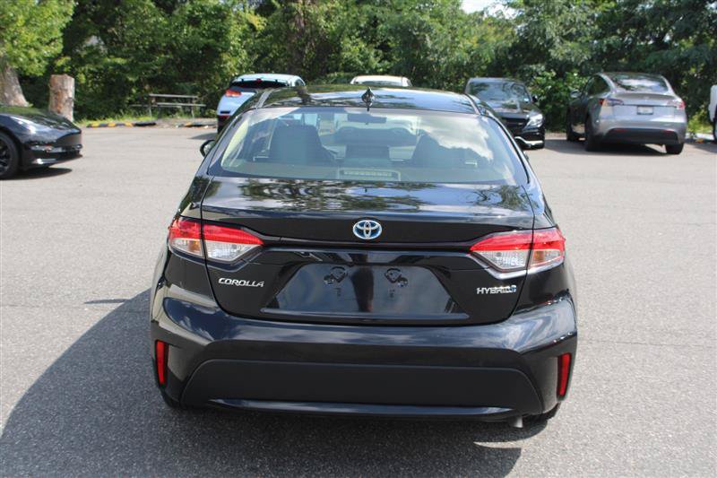 Used 2022 Toyota Corolla LE FWD image 6