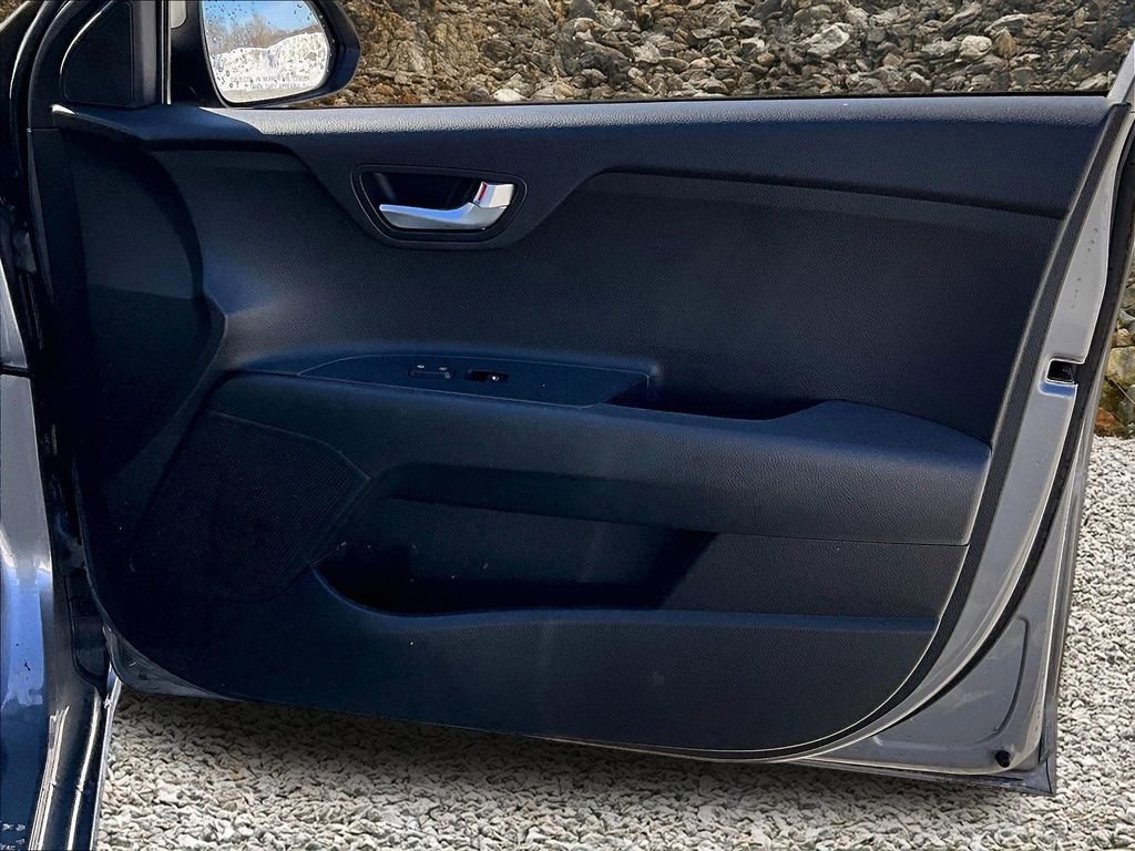 Used 2023 Kia Rio S w/ Technology Package image 15