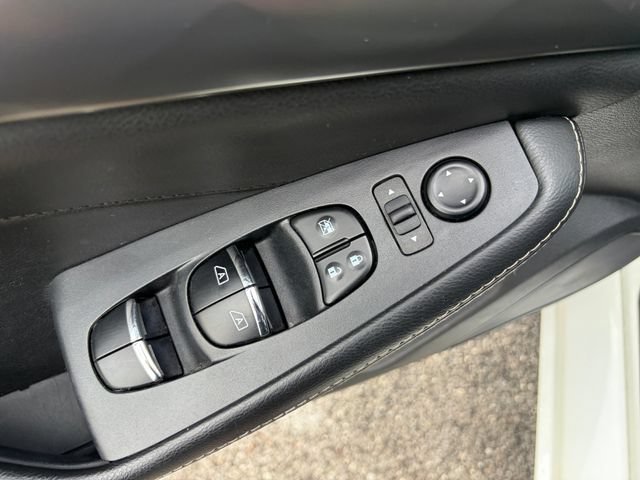 Used 2020 Nissan Maxima 3.5 SL FWD image 30