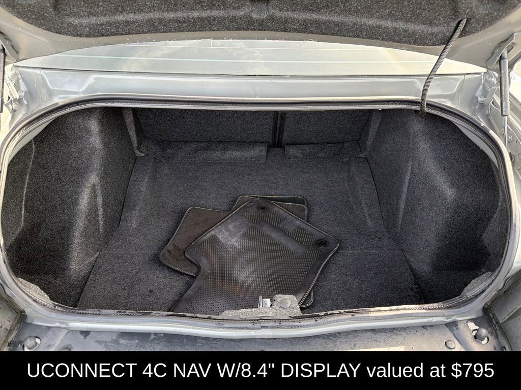 Used 2019 Dodge Challenger SRT Hellcat Redeye image 12