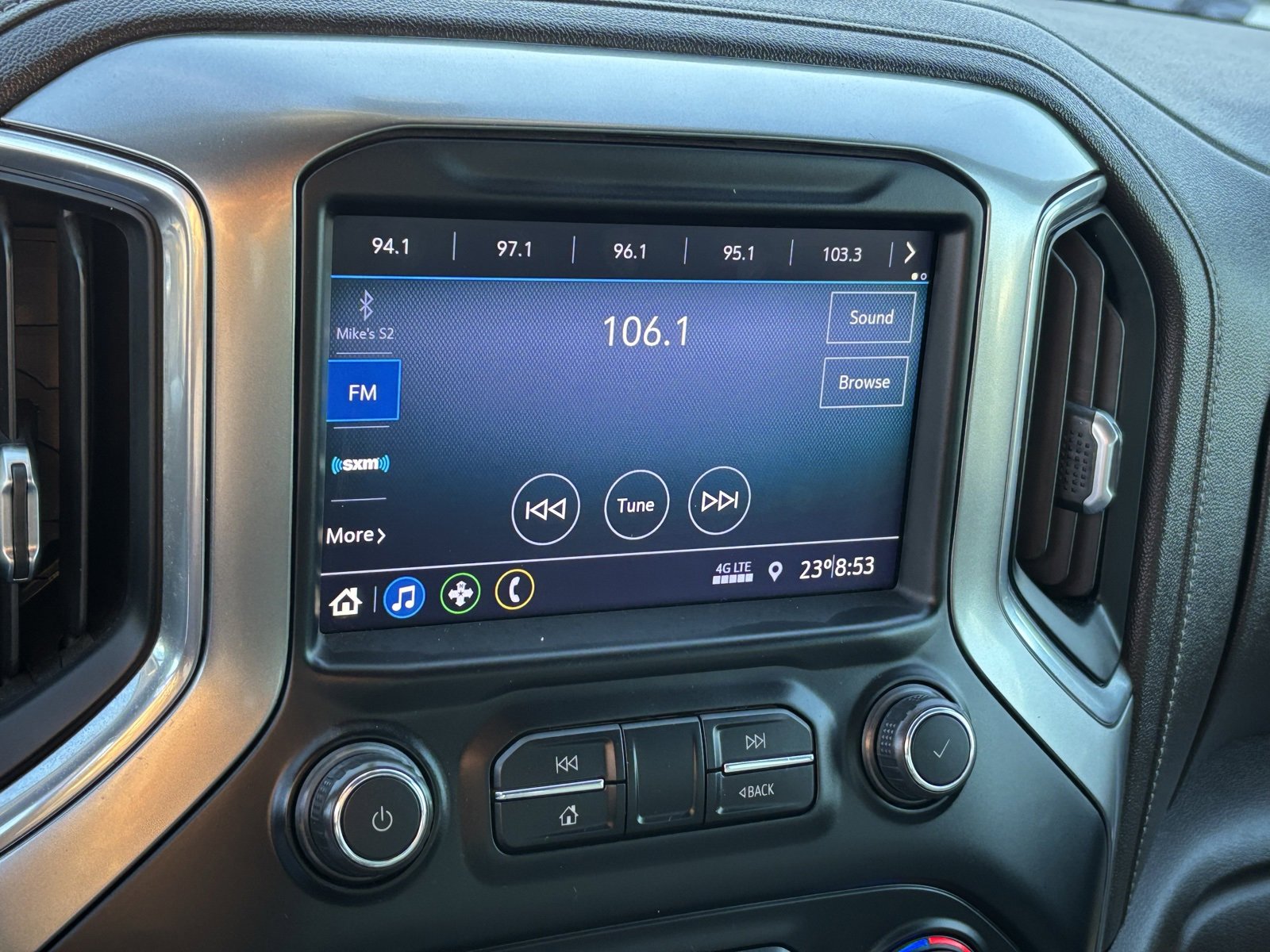 Used 2021 Chevrolet Silverado 1500 LT image 7