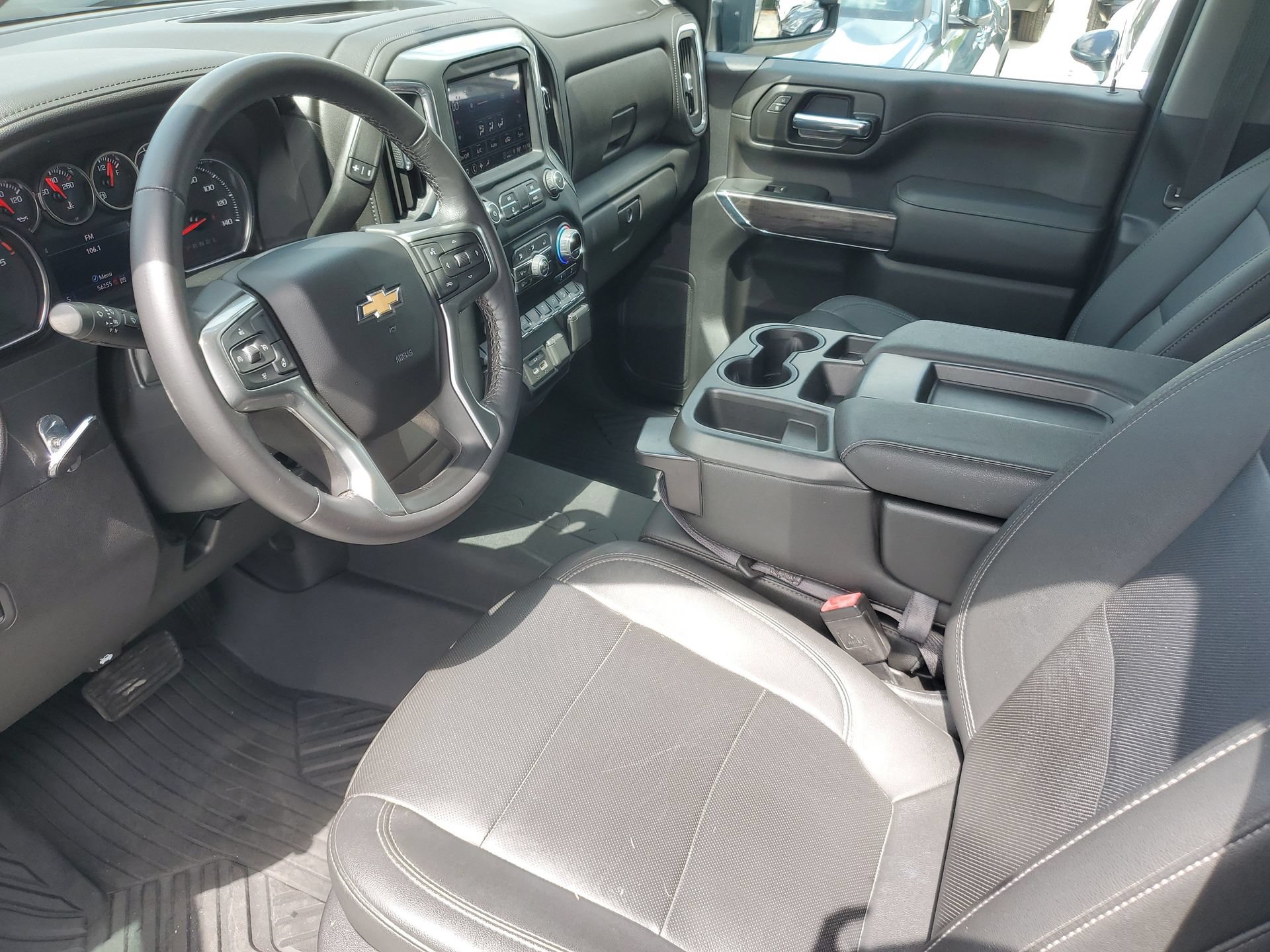 Used 2022 Chevrolet Silverado 3500 LTZ AWD/4WD image 17