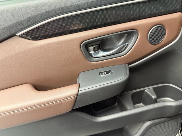 Certified 2023 Honda Pilot Elite image 17