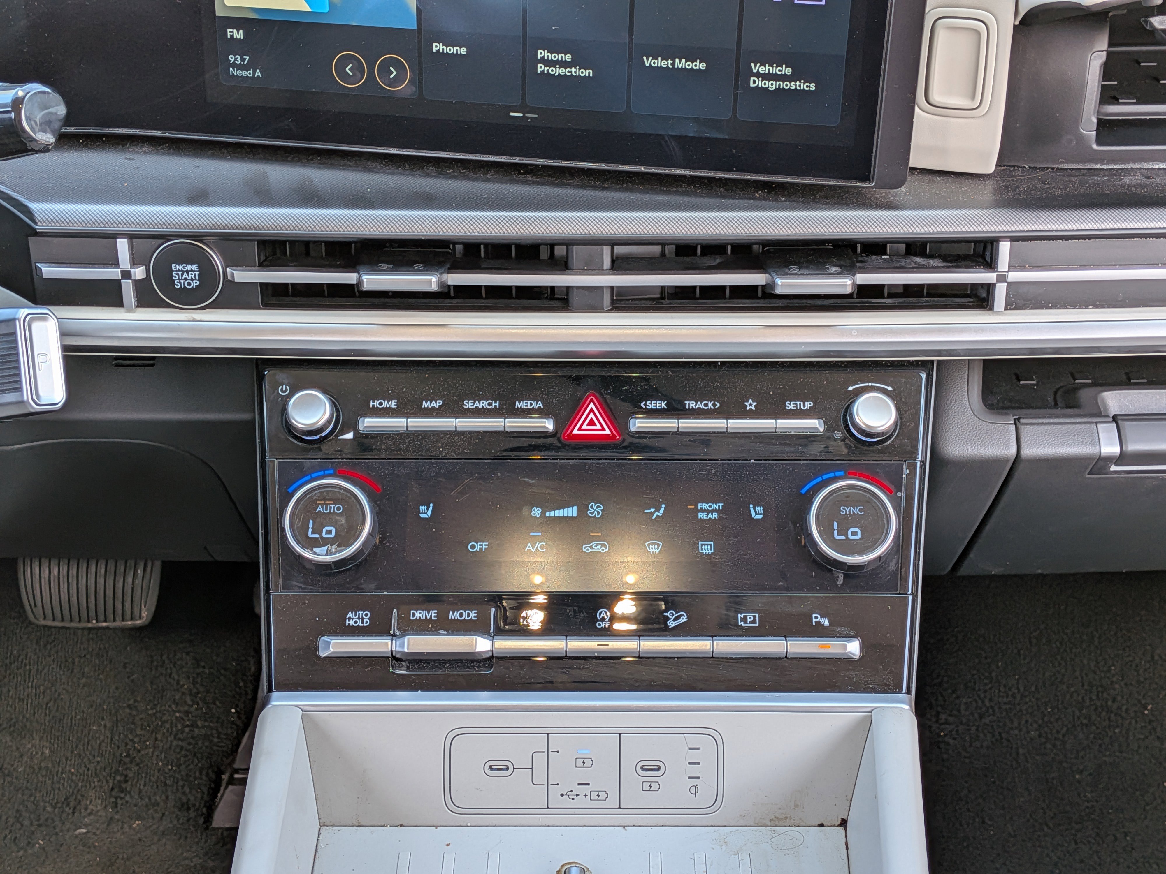 Used 2024 Hyundai Santa Fe SEL image 21