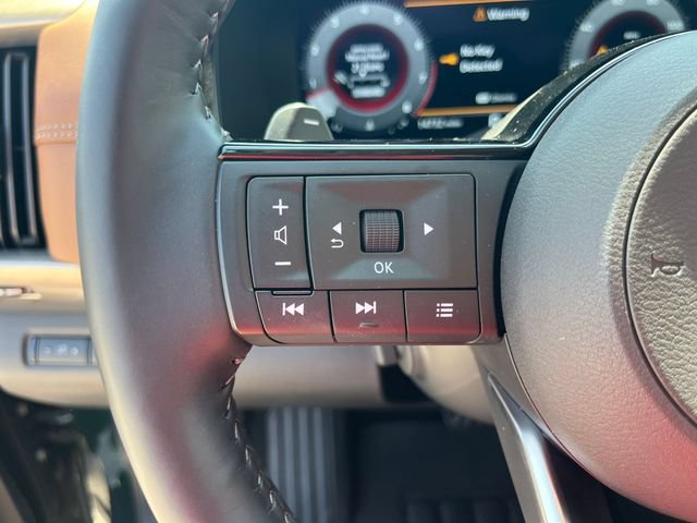 Used 2025 Nissan Pathfinder Platinum w/ Cargo Package FWD image 19