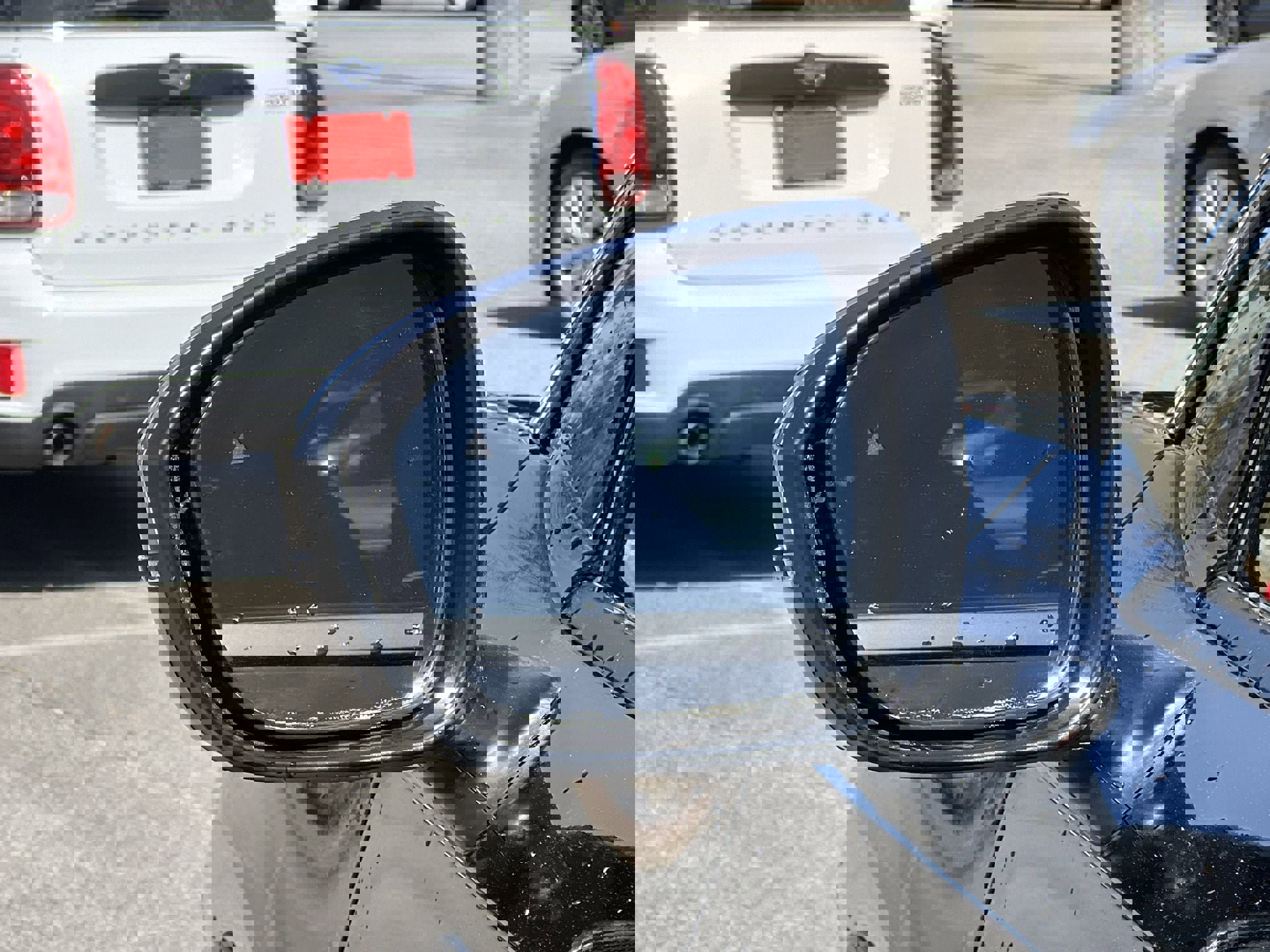 New 2026 Nissan Kicks SR image 29